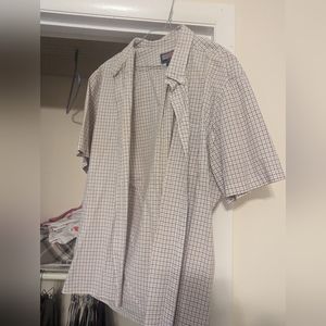 Vineyard vines button down